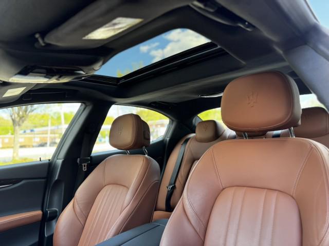 2022 Maserati Ghibli Modena Q4