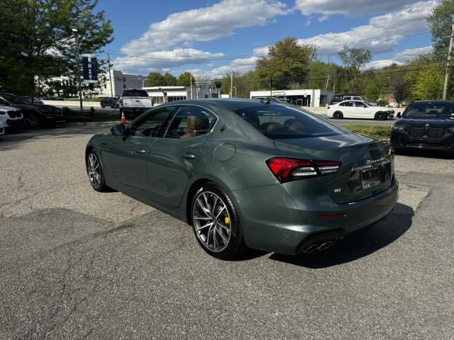 2022 Maserati Ghibli Modena Q4
