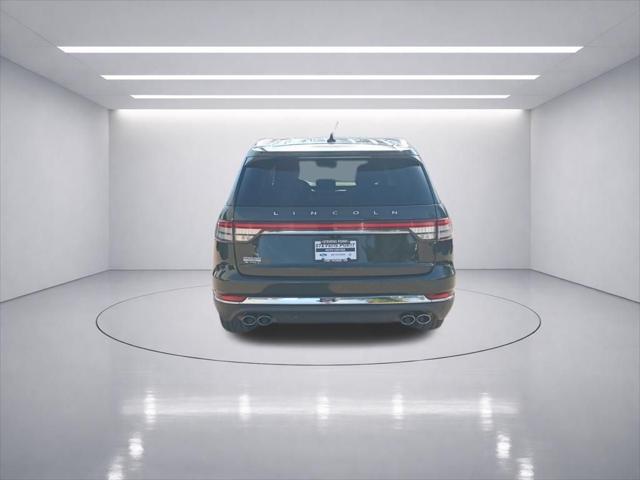 2022 Lincoln Aviator Standard