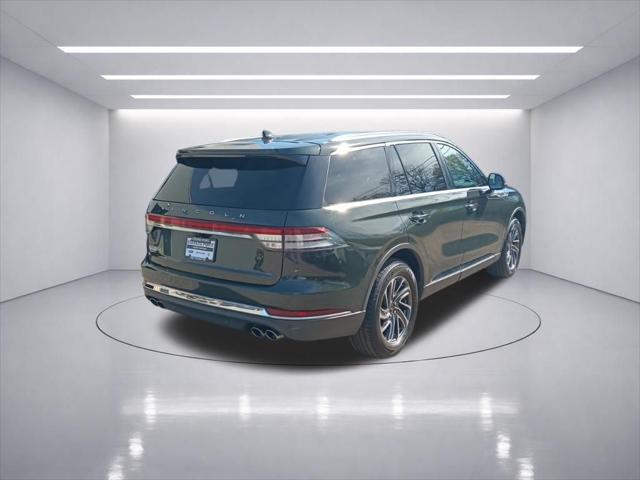 2022 Lincoln Aviator Standard