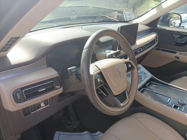2022 Lincoln Aviator Standard