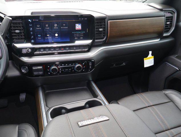 2025 Chevrolet Silverado 2500HD 4WD Crew Cab Standard Bed High Country
