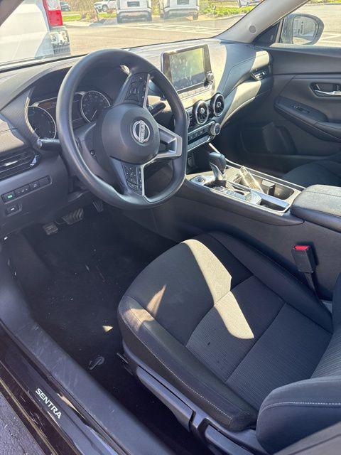 2024 Nissan Sentra SV Xtronic CVT