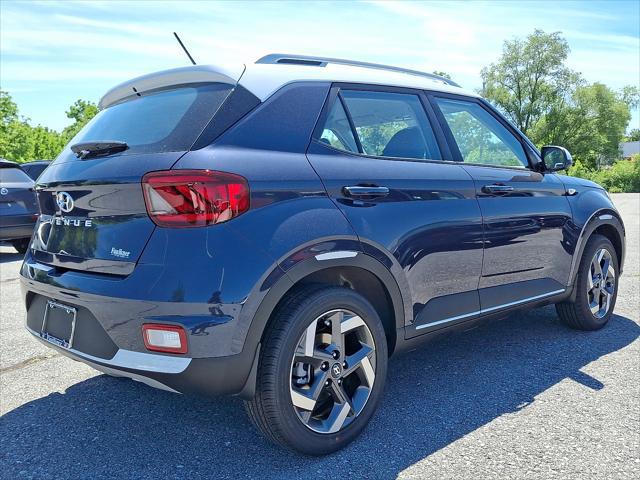 2026 Hyundai Venue SEL w/Two-Tone Roof