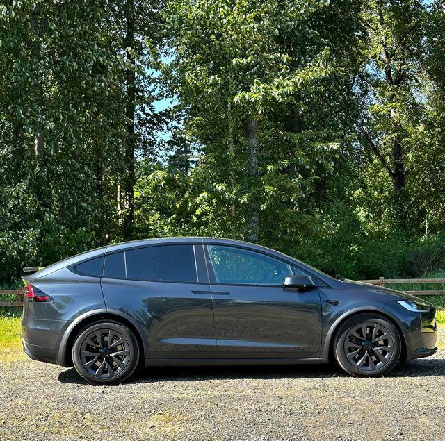 2024 Tesla Model X Long Range