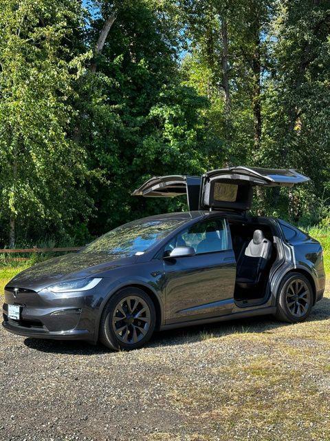 2024 Tesla Model X Long Range