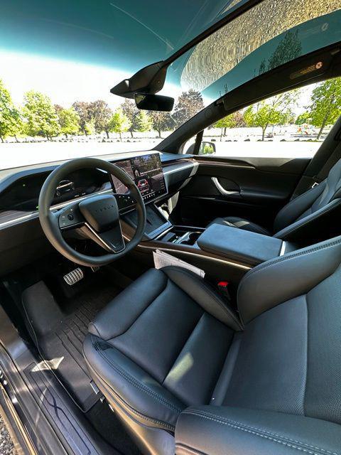 2024 Tesla Model X Long Range