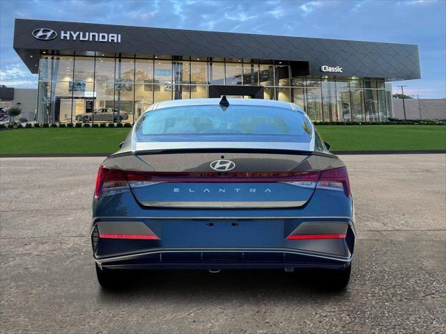 2026 Hyundai Elantra SEL Sport Premium