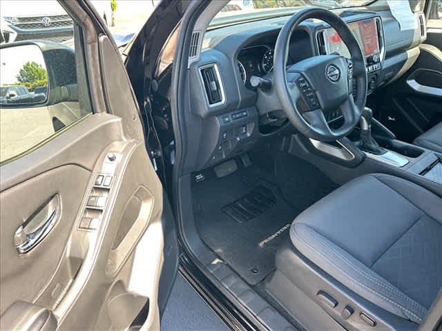 2025 Nissan Frontier Crew Cab SV 4x2