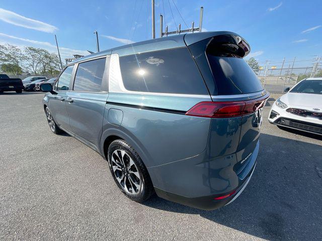 2024 Kia Carnival MPV EX