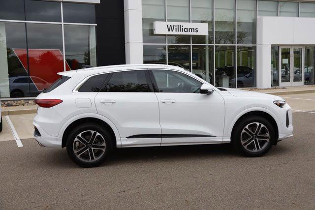 2025 Audi Q5 Premium TFSI quattro S tronic