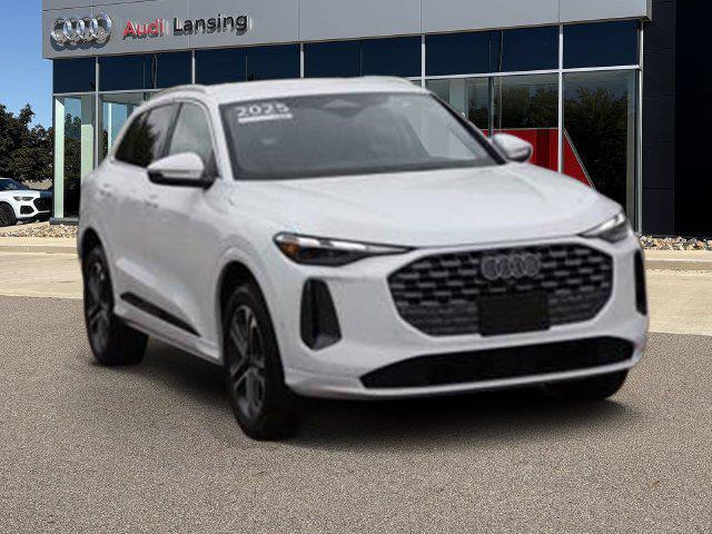 2025 Audi Q5 Premium TFSI quattro S tronic for sale in LANSING, MI