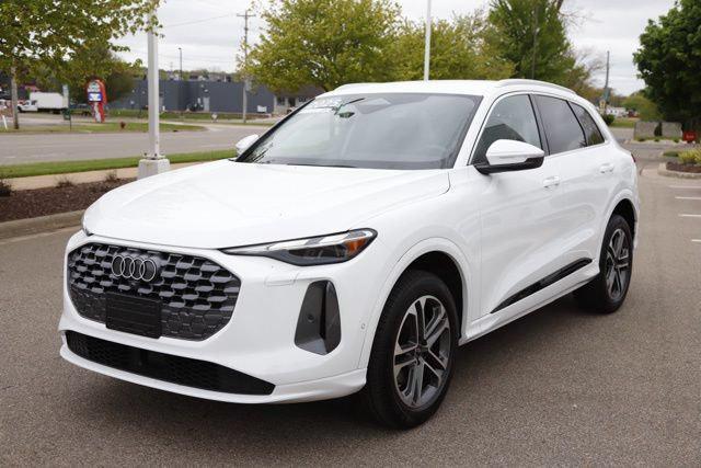 2025 Audi Q5 Premium TFSI quattro S tronic