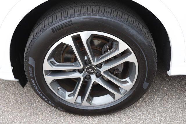 2025 Audi Q5 Premium TFSI quattro S tronic