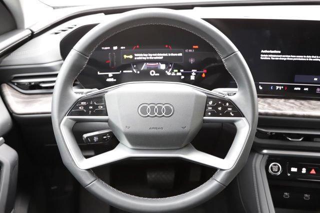 2025 Audi Q5 Premium TFSI quattro S tronic
