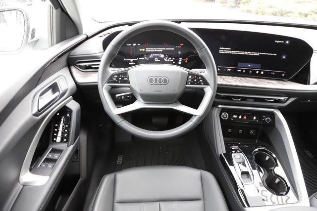 2025 Audi Q5 Premium TFSI quattro S tronic