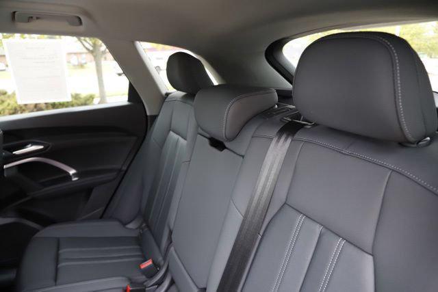 2025 Audi Q5 Premium TFSI quattro S tronic