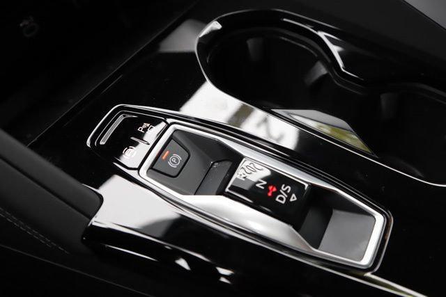 2025 Audi Q5 Premium TFSI quattro S tronic