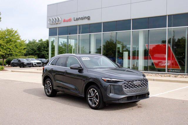 2025 Audi Q5 Premium TFSI quattro S tronic for sale in LANSING, MI