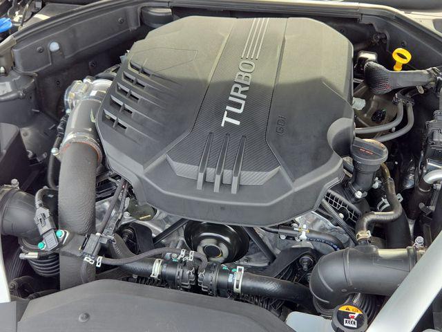 2023 Genesis G70 3.3T RWD