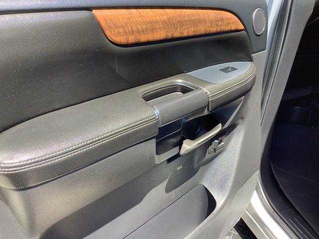 2011 Nissan Armada Platinum