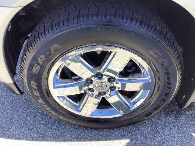 2011 Nissan Armada Platinum