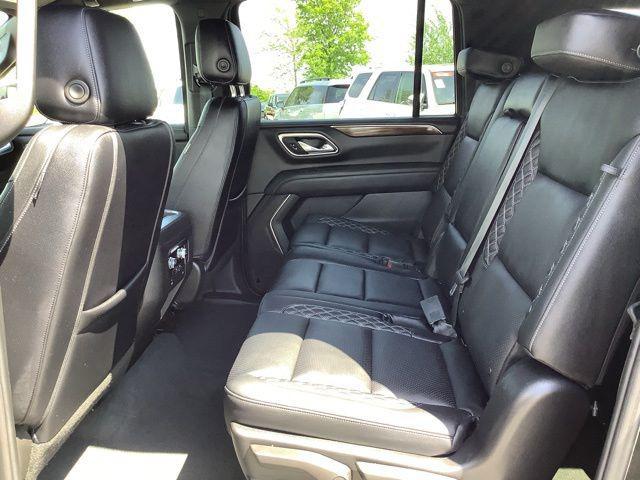 2024 GMC Yukon XL 4WD SLE