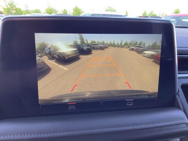 2024 GMC Yukon XL 4WD SLE