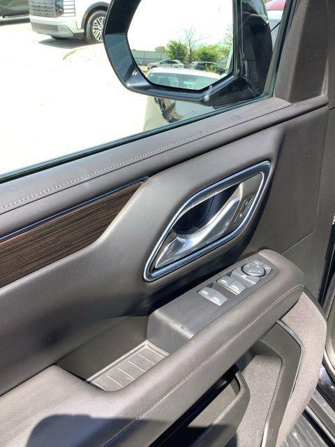 2024 GMC Yukon XL 4WD SLE