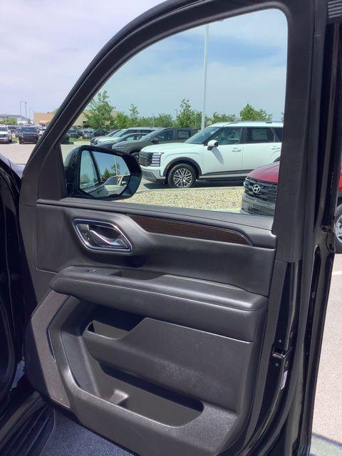 2024 GMC Yukon XL 4WD SLE