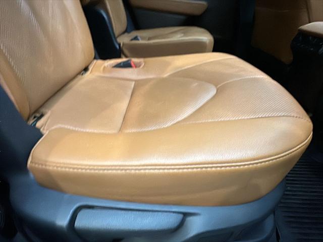 2022 Toyota Highlander Hybrid Platinum