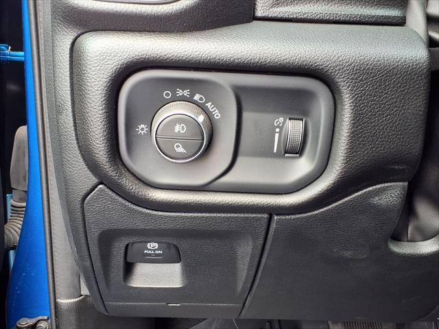 2024 Ram 1500 Big Horn Crew Cab 4x4 5'7" Box