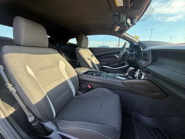 2021 Chevrolet Camaro RWD Coupe LT1