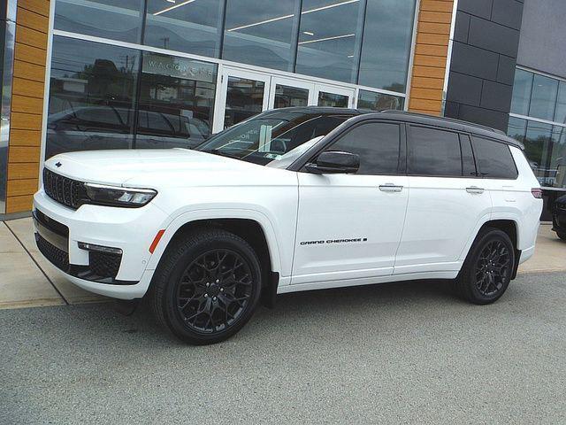 2023 Jeep Grand Cherokee L Summit 4x4 2023 Jeep Grand Cherokee L Summit 4x4