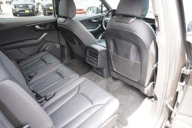 2021 Audi Q7 Premium 55 TFSI quattro Tiptronic