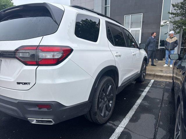 2025 Honda Pilot Sport
