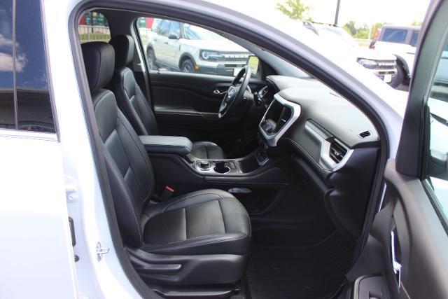 2023 GMC Acadia AWD SLT