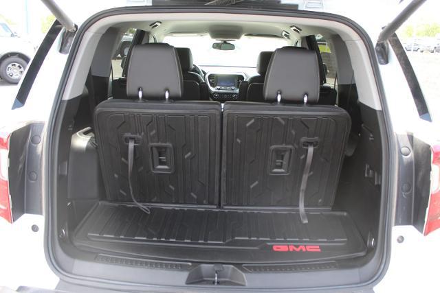 2023 GMC Acadia AWD SLT
