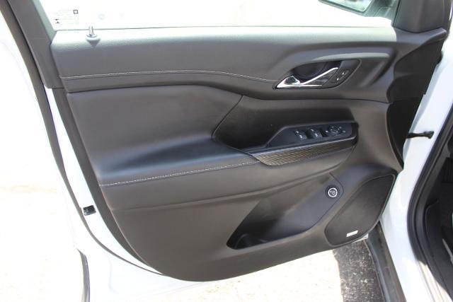 2023 GMC Acadia AWD SLT