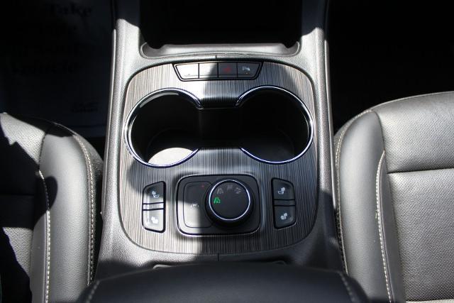 2023 GMC Acadia AWD SLT