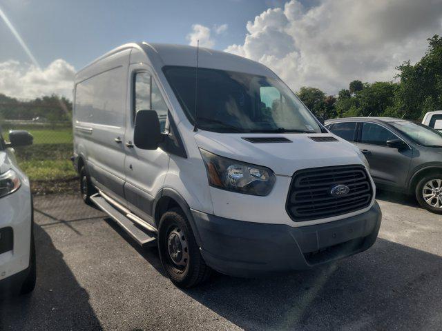 2017 Ford Transit 148 WB Medium Roof Cargo