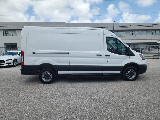 2017 Ford Transit 148 WB Medium Roof Cargo