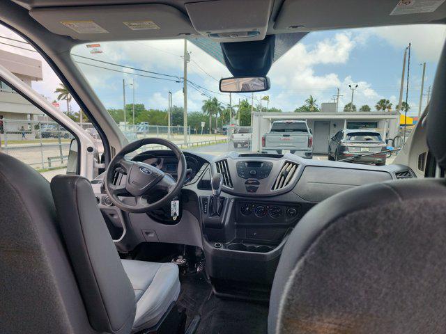 2017 Ford Transit 148 WB Medium Roof Cargo