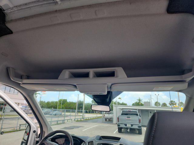 2017 Ford Transit 148 WB Medium Roof Cargo