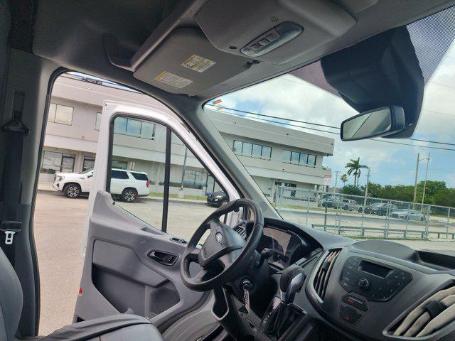 2017 Ford Transit 148 WB Medium Roof Cargo