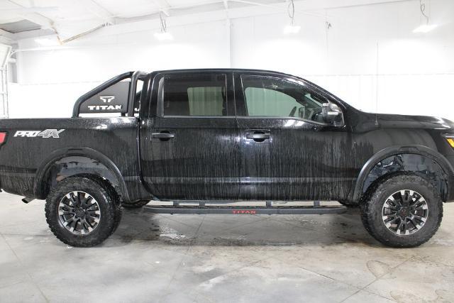 2021 Nissan Titan Crew Cab PRO-4X 4x4