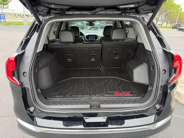 2023 GMC Terrain AWD SLT