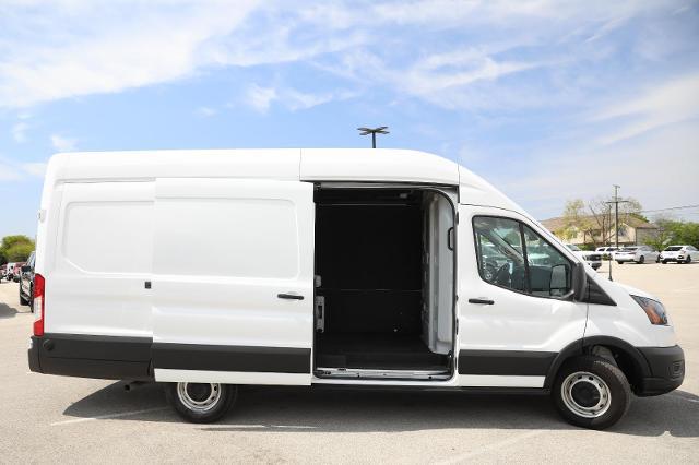 2025 Ford Transit Cargo Van 148 WB High Roof Extended Carg