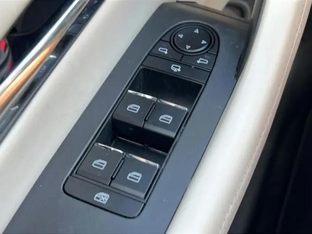 2024 Mazda X-90 Premium Plus