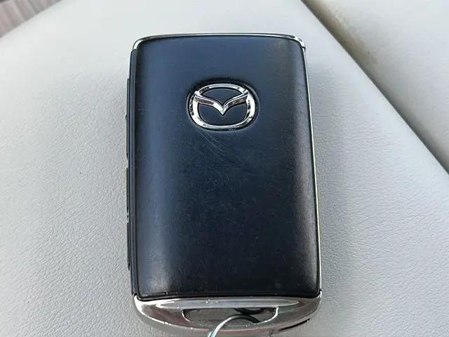 2024 Mazda X-90 Premium Plus